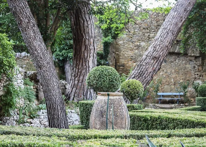 Chateau D'agel * Agel