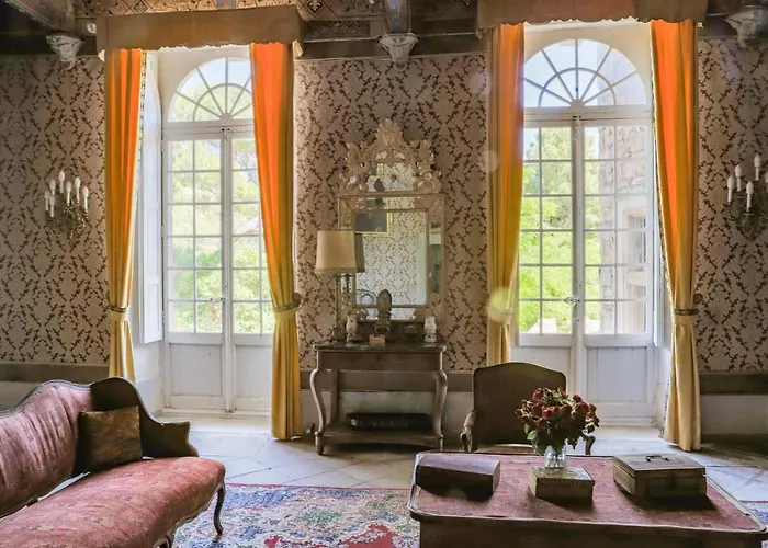 Chateau D'agel * Agel