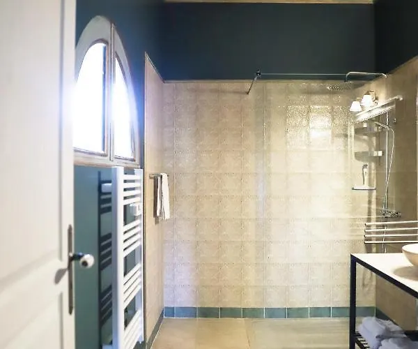 Chateau D'agel بيت للعطل