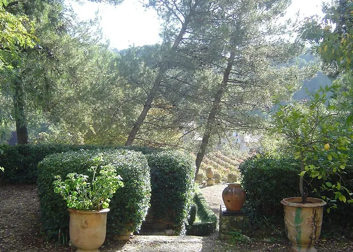 بيت للعطل Chateau D'agel Agel