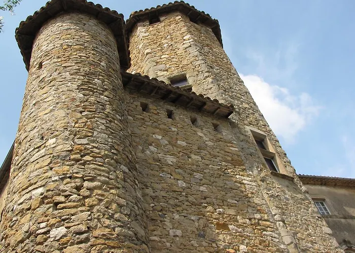 Chateau D'agel بيت للعطل *