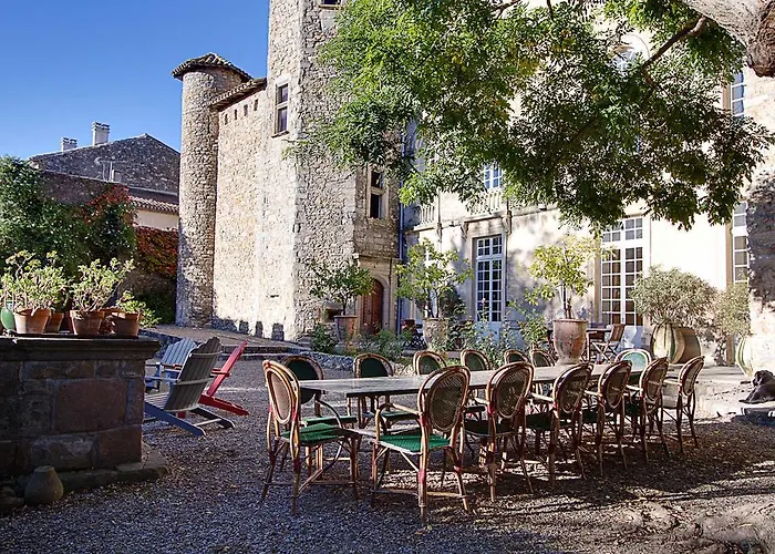 Chateau D'agel بيت للعطل *